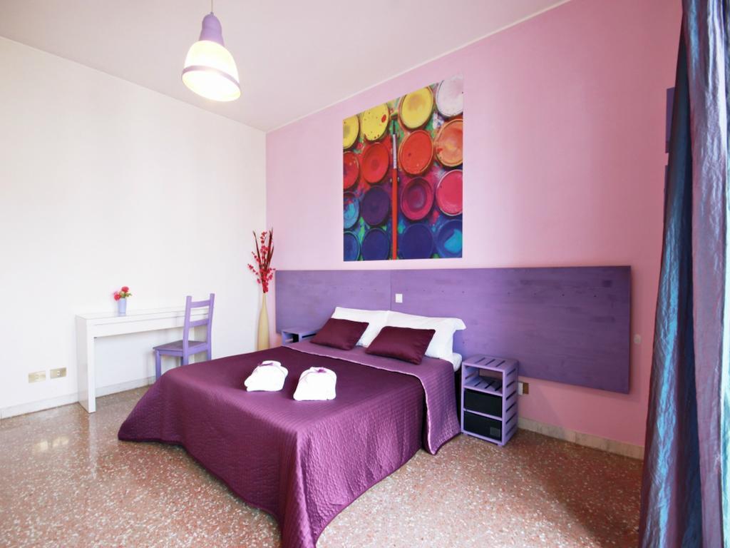 Luna D'Est Bed and Breakfast Rom Værelse billede
